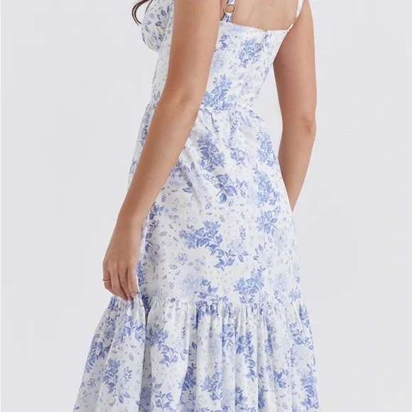 House of CB Blue Elia White Tiered Ruffled Midi Sundress Sz M NWOT - Picture 2 of 7